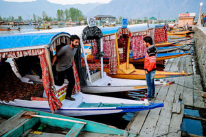 Gulzar-E Kashmir Tour