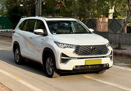 Innova Hycross
