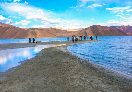 Srinagar to Leh Manali Chandigarh Tour