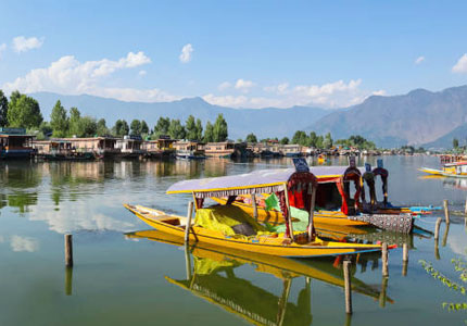 Shikara Ride Dal Lake