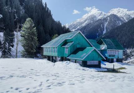 Sonmarg Union Taxi Booking
